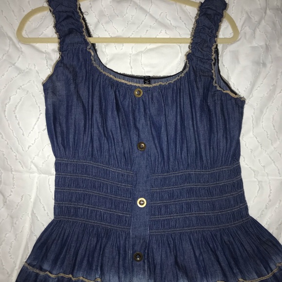 Sleeveless Jean Dress - Picture 2 of 8